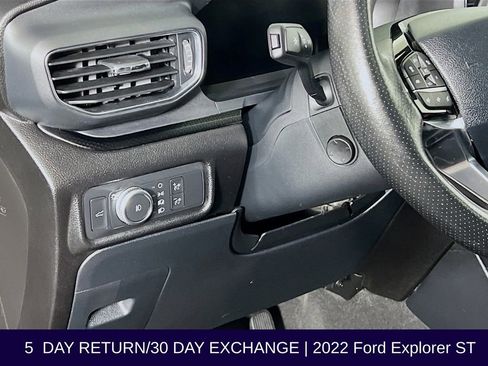 Used 2022 Ford Explorer ST w/ ST Street Pack image 12