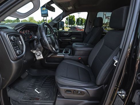 Used 2021 Chevrolet Silverado 2500 LT w/ Midnight Edition AWD/4WD image 10