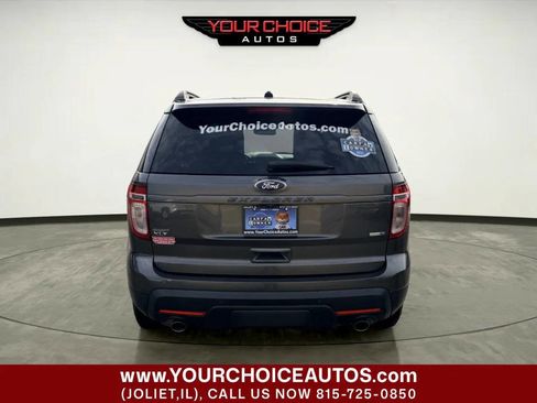 Used 2015 Ford Explorer XLT w/ Equipment Group 202A image 4