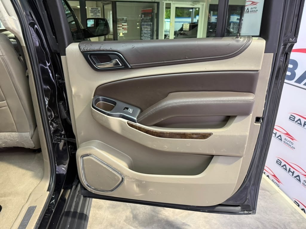 Used 2020 Chevrolet Suburban LT AWD/4WD image 42
