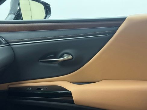 Used 2024 Lexus ES 350 w/ Premium Package FWD image 44