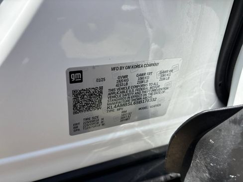 Used 2025 Buick Encore GX Preferred FWD image 28