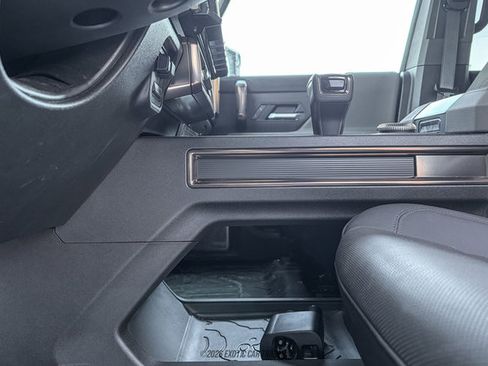 Used 2025 GMC Hummer EV 2X AWD/4WD image 54