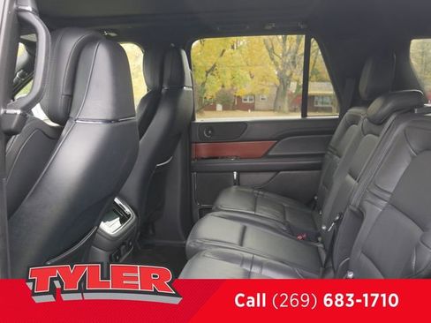 Used 2022 Lincoln Navigator Reserve AWD/4WD image 37