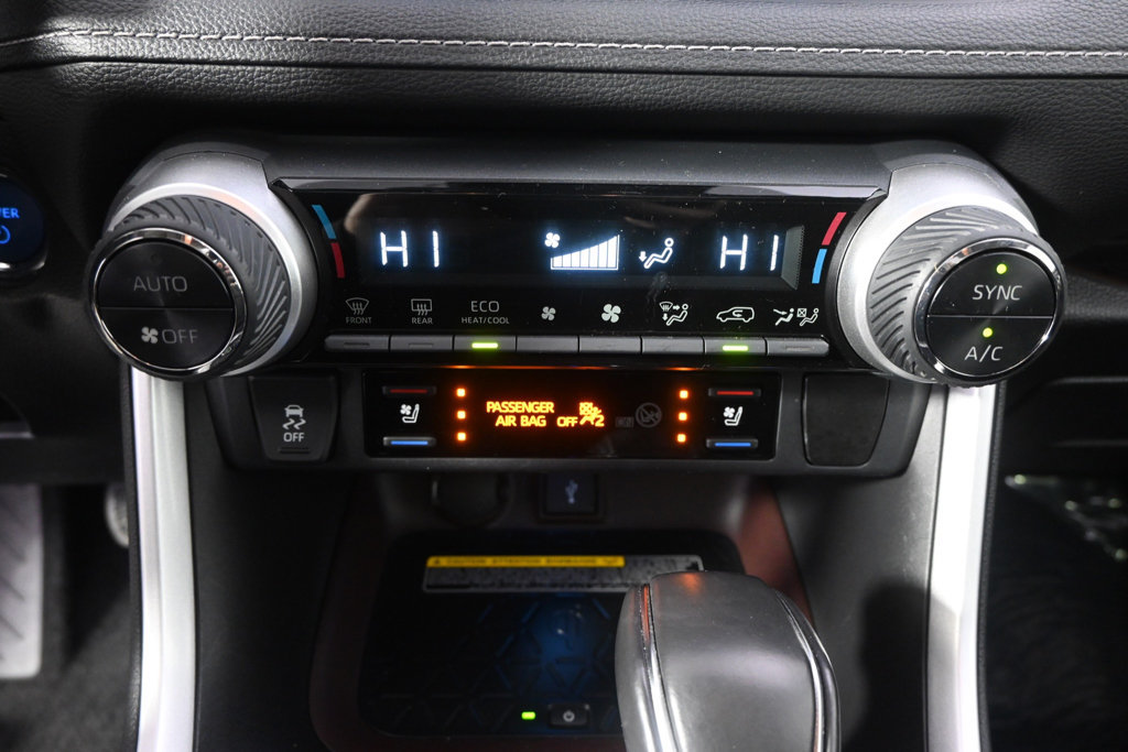 Used 2021 Toyota RAV4 Limited AWD/4WD image 31