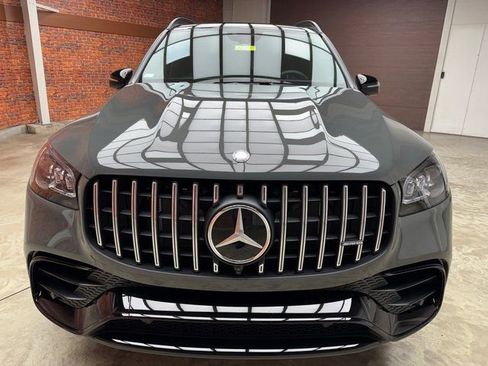 New 2026 Mercedes-Benz GLS 63 AMG 4MATIC image 8