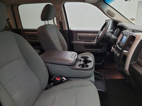 Used 2019 RAM 1500 Classic SLT image 21