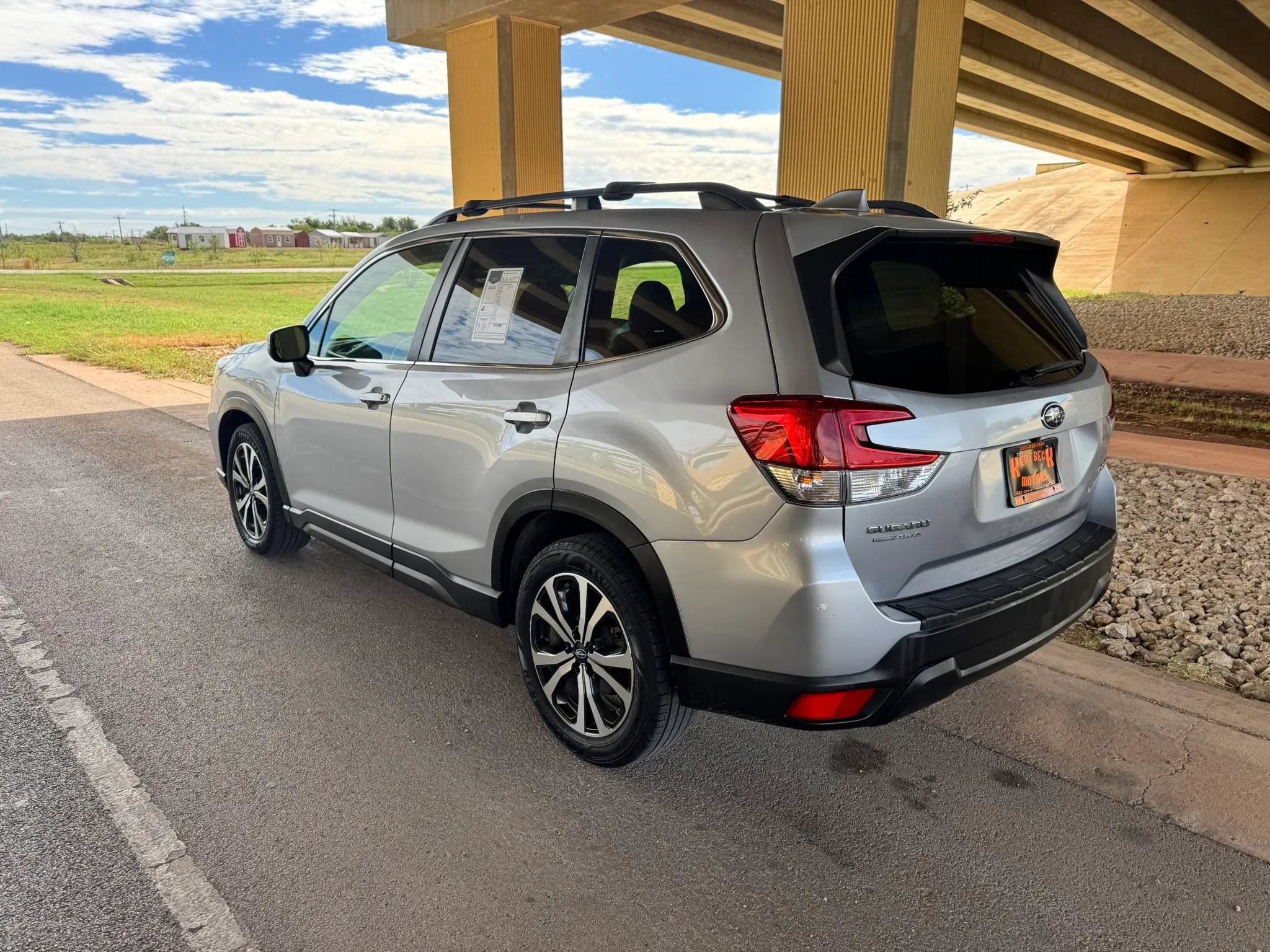Used 2019 Subaru Forester Limited w/ Popular Package #3 AWD/4WD image 5