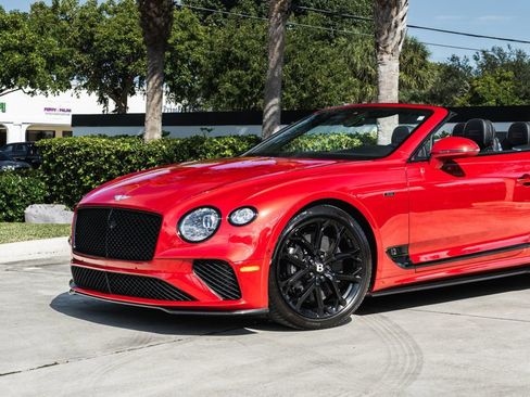 Used 2024 Bentley Continental GT Speed image 3