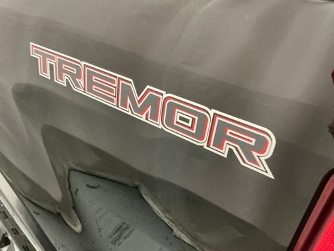 Used 2021 Ford Ranger Lariat w/ Tremor Off-Road Package AWD/4WD image 8