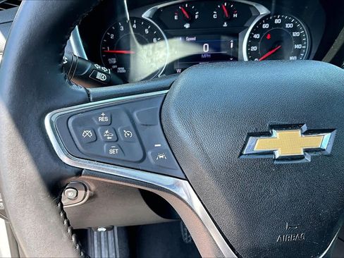 Used 2021 Chevrolet Equinox LT FWD image 23