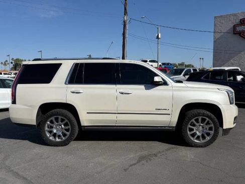 Used 2015 GMC Yukon Denali w/ Touring Package AWD/4WD image 2