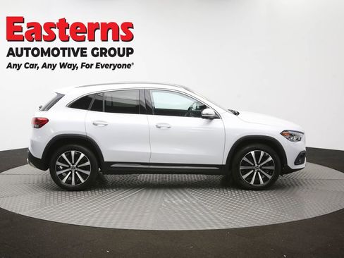 Used 2023 Mercedes-Benz GLA 250 4MATIC w/ Premium Package image 48
