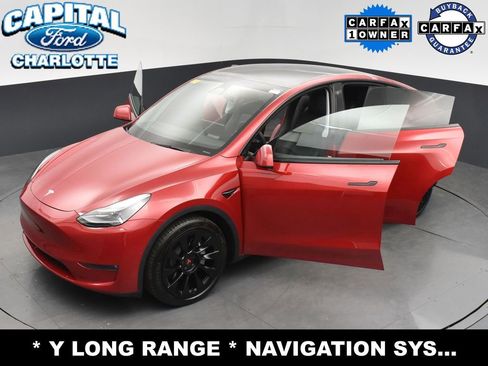 Used 2021 Tesla Model Y Long Range image 30