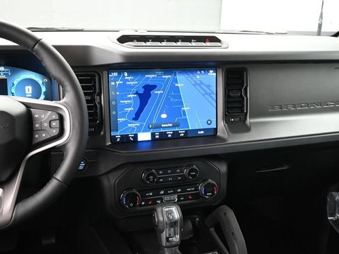 New 2026 Ford Bronco Badlands AWD/4WD image 15