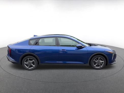 Used 2025 Kia K4 FWD image 16