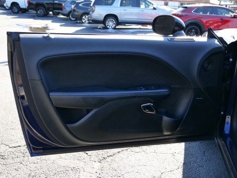 Used 2017 Dodge Challenger SRT Hellcat image 23