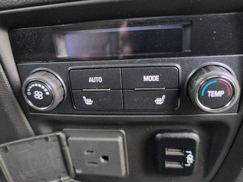 Used 2018 Buick Enclave Avenir w/ Avenir Technology Package image 17