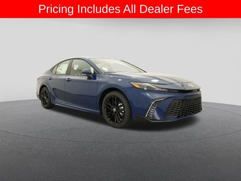 New 2026 Toyota Camry SE FWD image 29