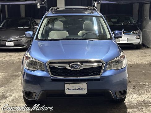 Used 2016 Subaru Forester 2.5i Premium w/ All-Weather Package AWD/4WD image 2