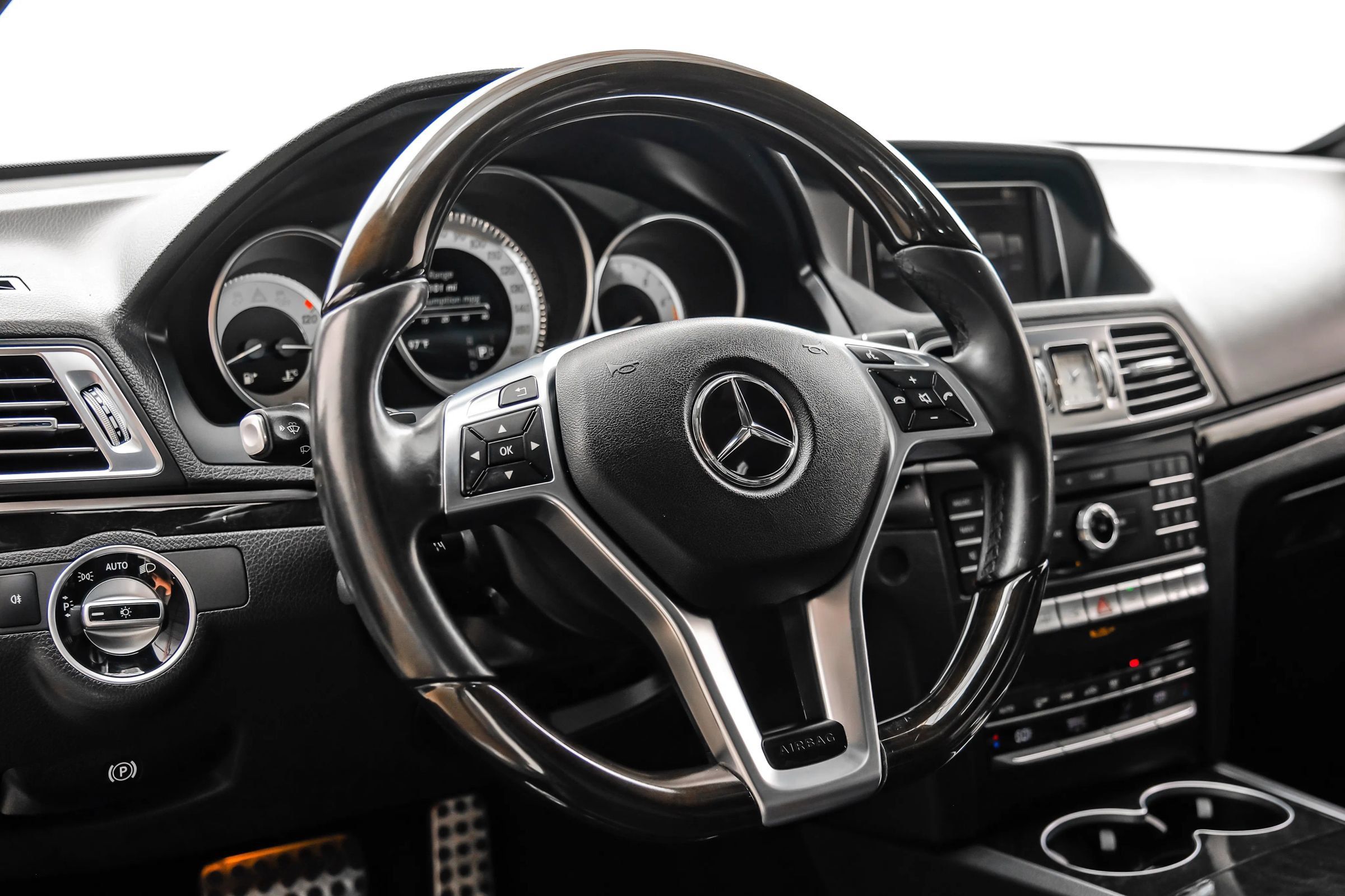 Used 2016 Mercedes-Benz E 400 Coupe image 12