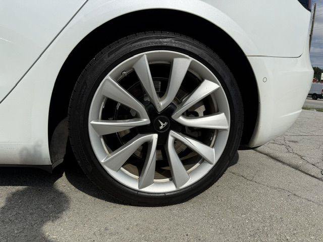 Used 2019 Tesla Model 3 Standard Range Plus RWD image 10