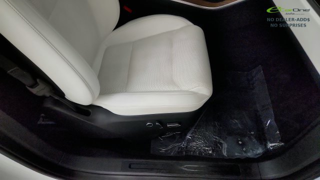 Used 2022 Tesla Model X AWD/4WD image 32