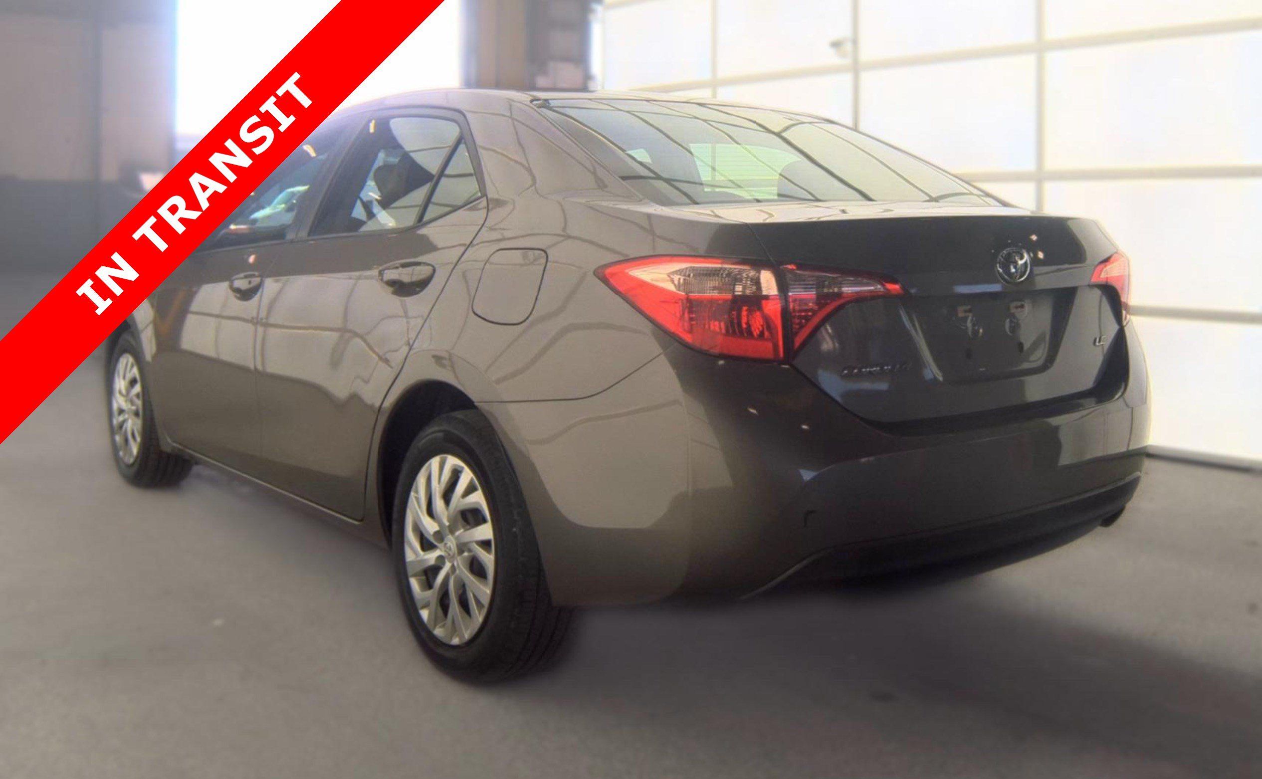 Used 2017 Toyota Corolla LE FWD image 5