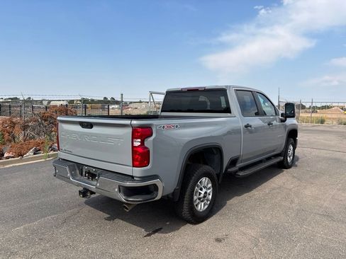 Used 2024 Chevrolet Silverado 2500 W/T AWD/4WD image 4