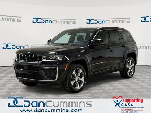 New 2026 Jeep Grand Cherokee Limited AWD/4WD image 1