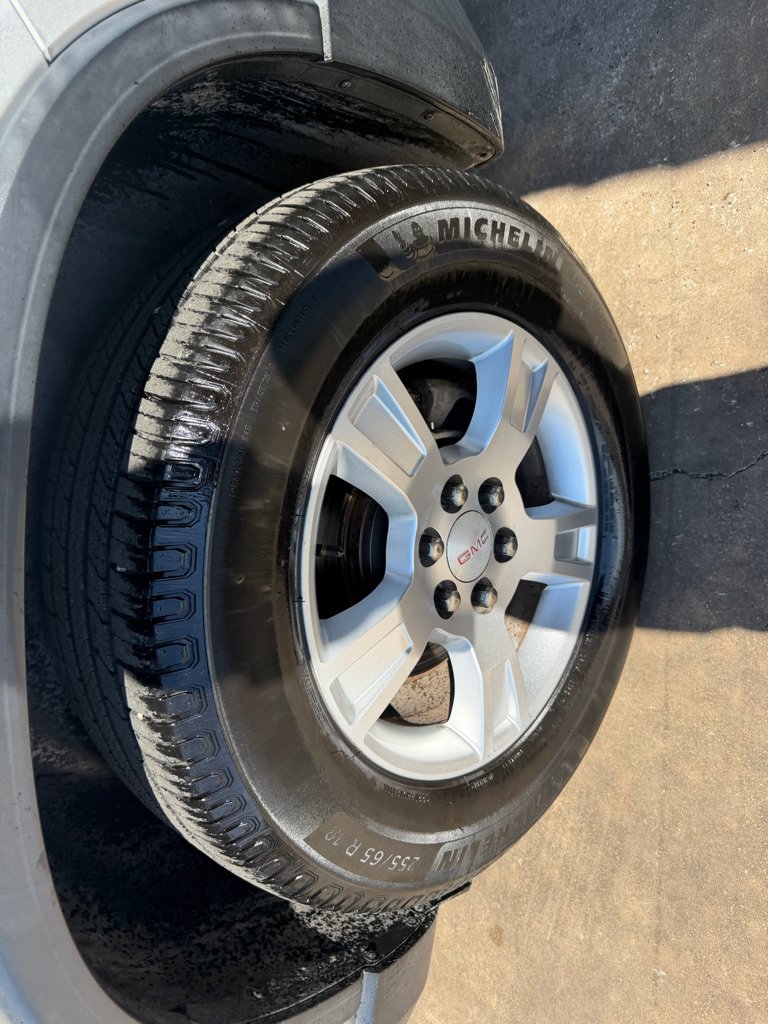 Used 2012 GMC Acadia SLE FWD image 31