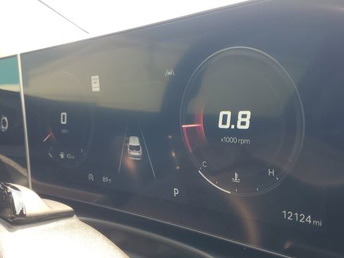 Used 2025 Hyundai Tucson Limited FWD image 24