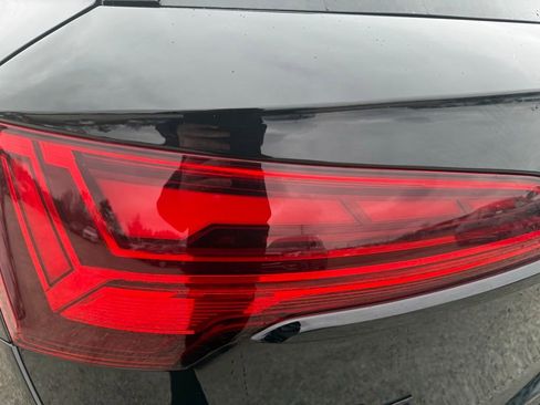 Used 2024 Audi Q5 2.0T Premium w/ Summer of Audi Package image 10