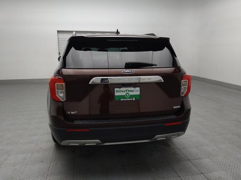 Used 2020 Ford Explorer XLT w/ Equipment Group 202A RWD image 6