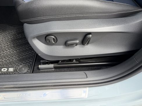 New 2026 Volkswagen Taos SEL AWD/4WD image 13