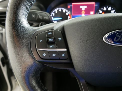 Used 2020 Ford Explorer XLT AWD/4WD image 27