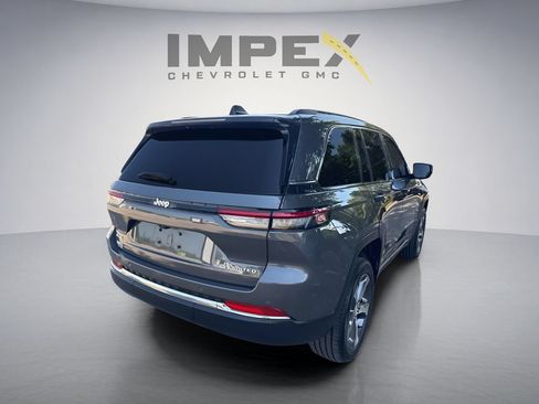 Used 2024 Jeep Grand Cherokee Limited AWD/4WD image 5