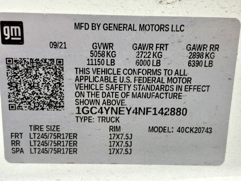 Used 2022 Chevrolet Silverado 2500 LT w/ Convenience Package image 11