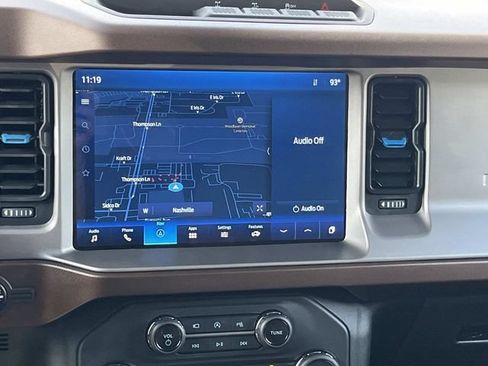Used 2023 Ford Bronco Outer Banks AWD/4WD image 17