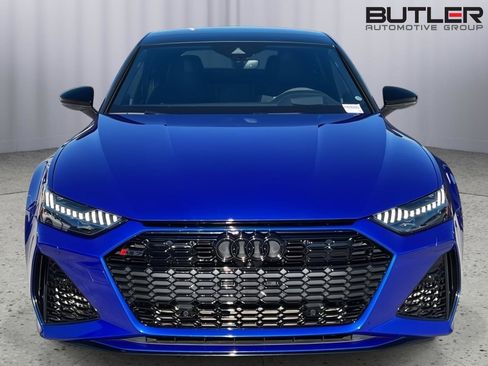 Used 2022 Audi RS 7 Sportback w/ Black Optic Package image 2