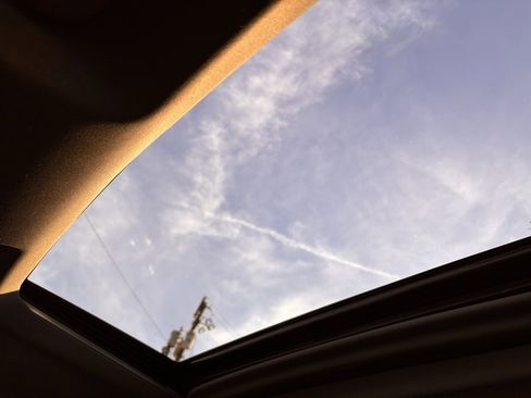 Used 2022 GMC Sierra 1500 Denali w/ Denali Reserve Package image 27