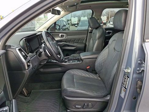 Used 2021 Kia Sorento SX image 11