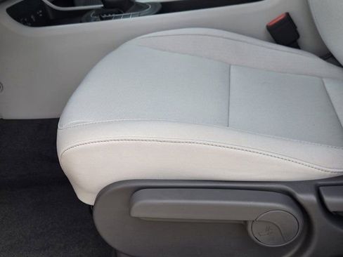 Certified 2026 Hyundai Kona SE FWD image 25