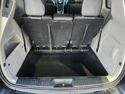 Used 2012 Chrysler Town & Country Touring w/ Entertainment Group #1 image 13