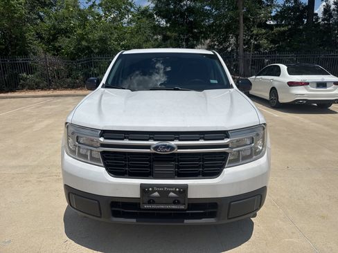 Used 2024 Ford Maverick Lariat FWD image 2
