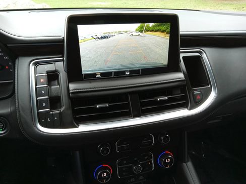 Used 2021 Chevrolet Tahoe LS AWD/4WD image 16