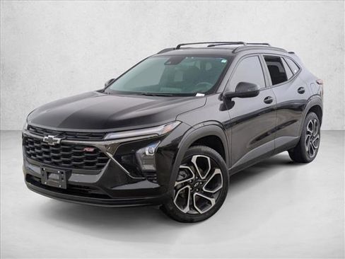 Used 2024 Chevrolet Trax RS w/ Sunroof Package image 1