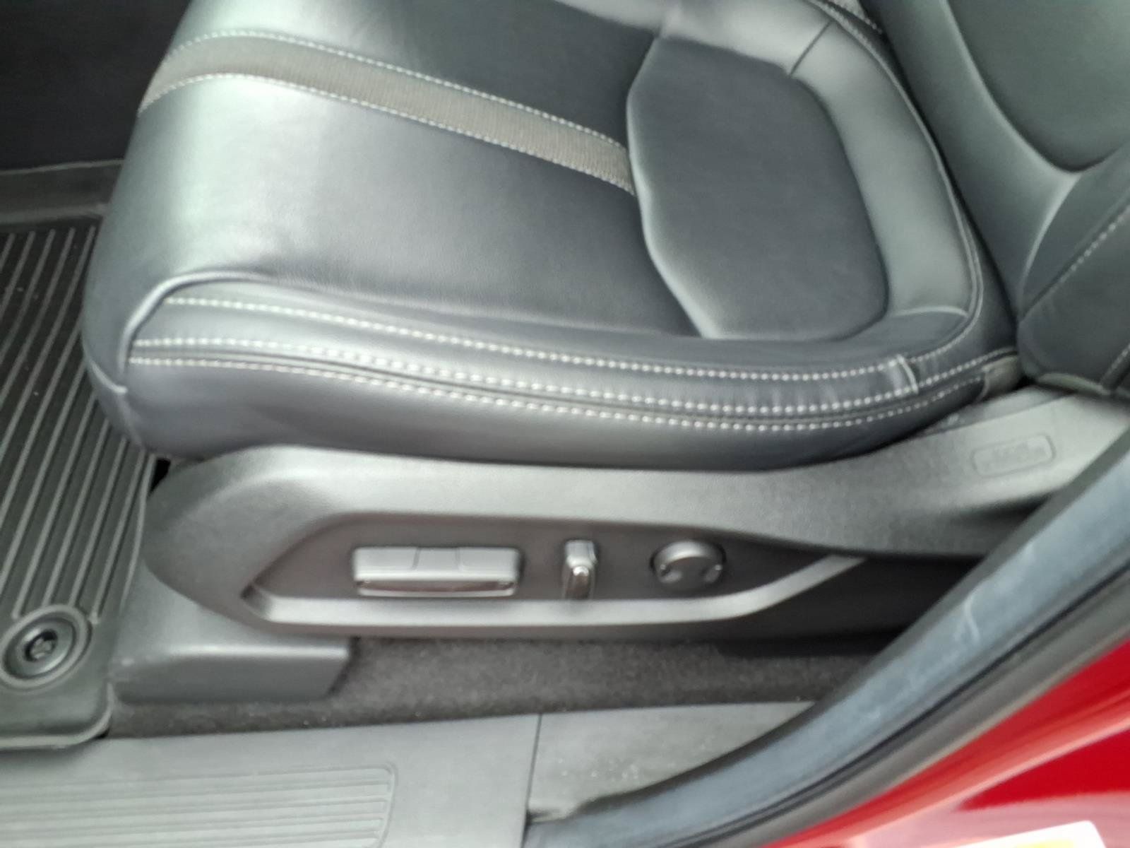 Certified 2025 Honda Pilot EX-L image 15