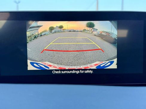 Used 2025 MAZDA MAZDA3 s FWD image 32