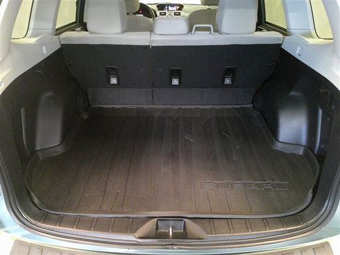 Used 2017 Subaru Forester 2.5i Premium w/ All-Weather Package image 26